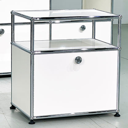 HAUS Lab Klapptür RAL 9010 Reinweiß mit Montageset kompatibel mit USM Haller